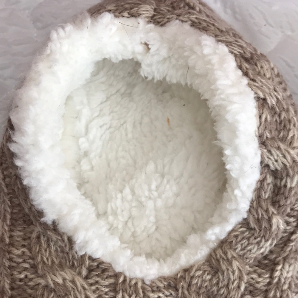 slippers - Picture 3 of 4